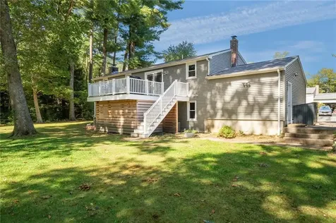 22 Nised Drive North Kingstown RI 02852