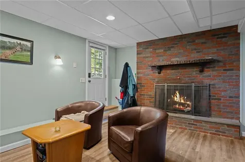 22 Nised Drive North Kingstown RI 02852