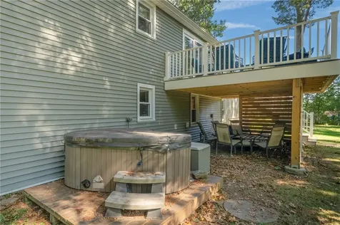 22 Nised Drive North Kingstown RI 02852