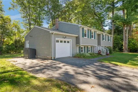 22 Nised Drive North Kingstown RI 02852