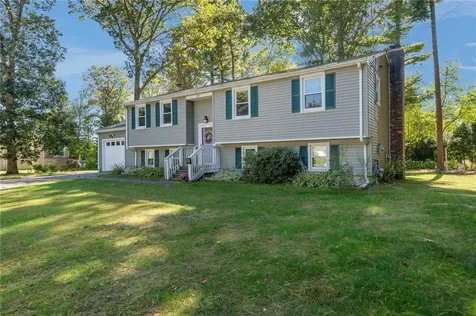 22 Nised Drive North Kingstown RI 02852