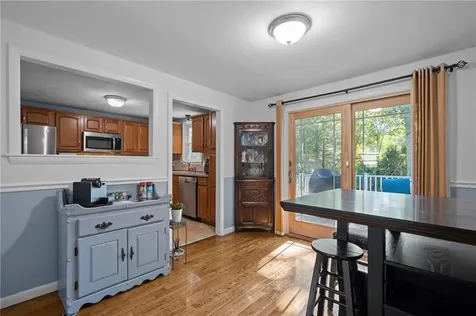 22 Nised Drive North Kingstown RI 02852