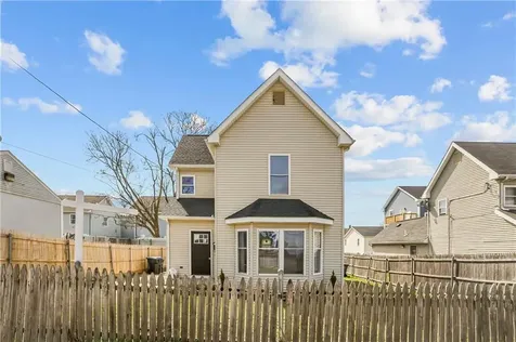 20 Padelford Street Providence RI 02906