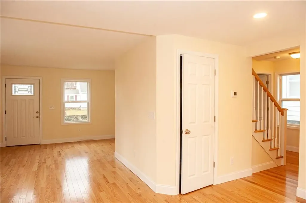 29 John Street Westerly RI 02891