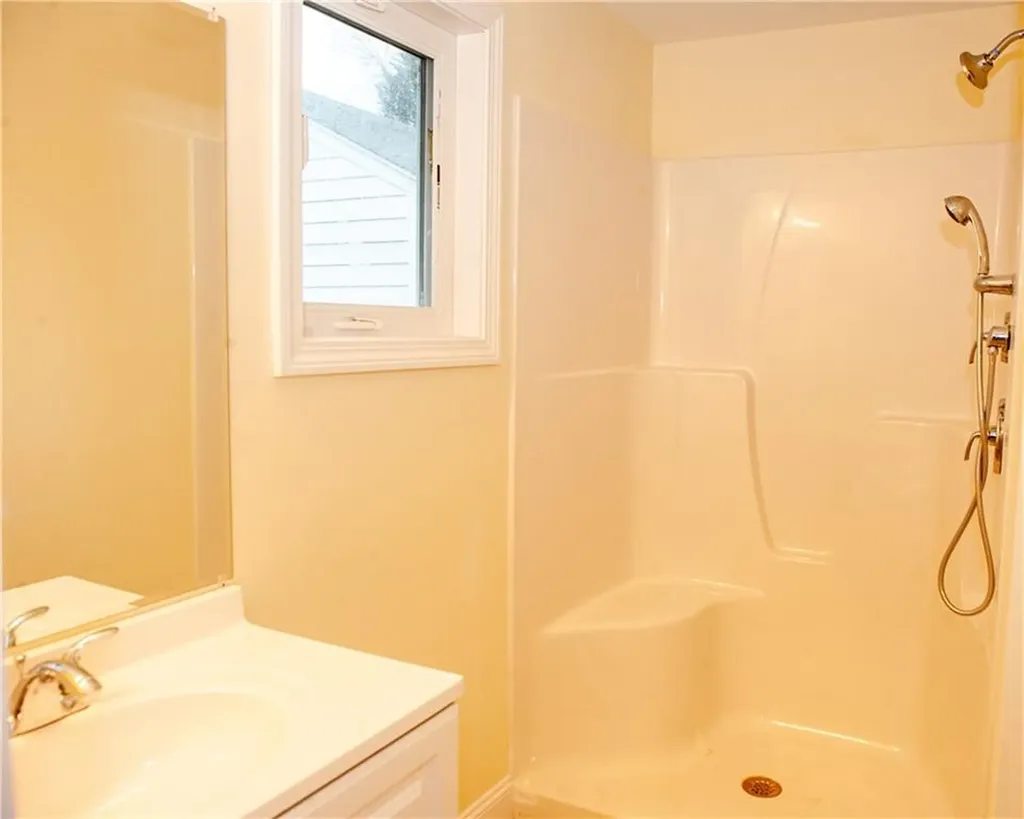 29 John Street Westerly RI 02891