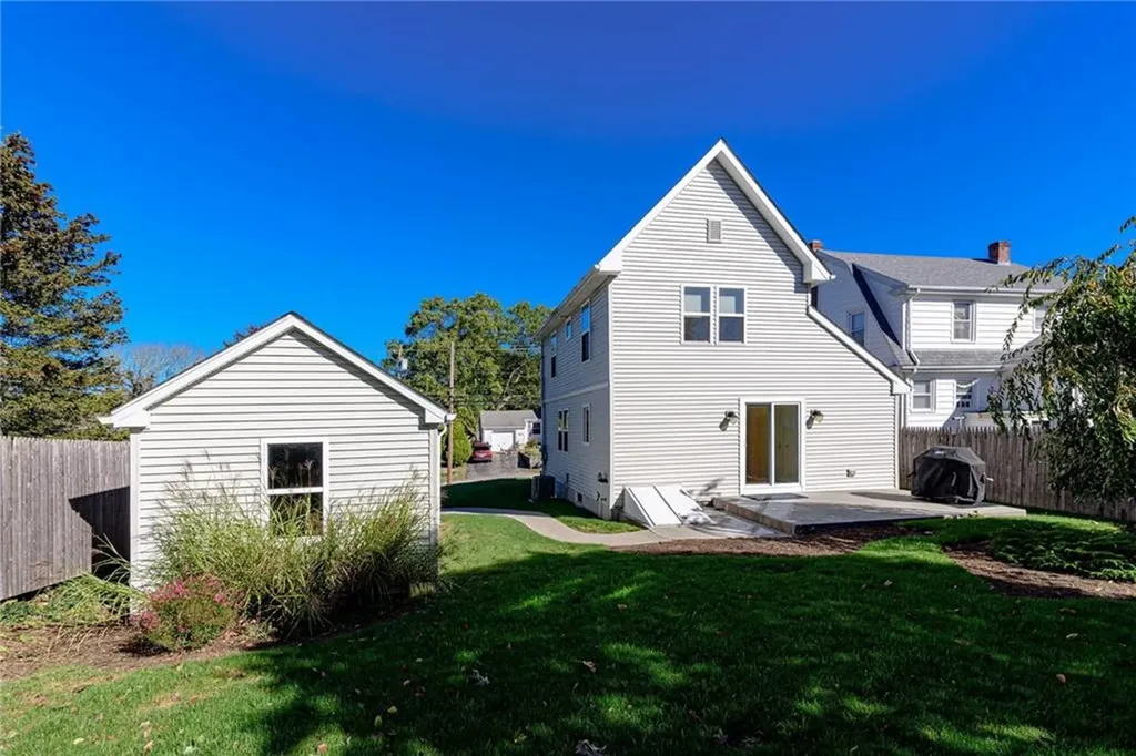 29 John Street Westerly RI 02891