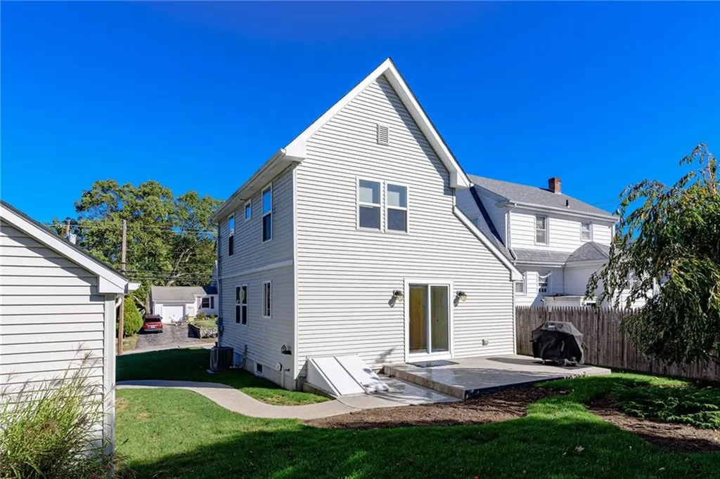 29 John Street Westerly RI 02891