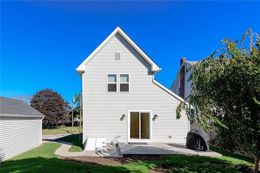 29 John Street Westerly RI 02891