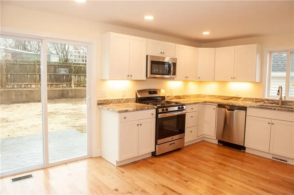 29 John Street Westerly RI 02891