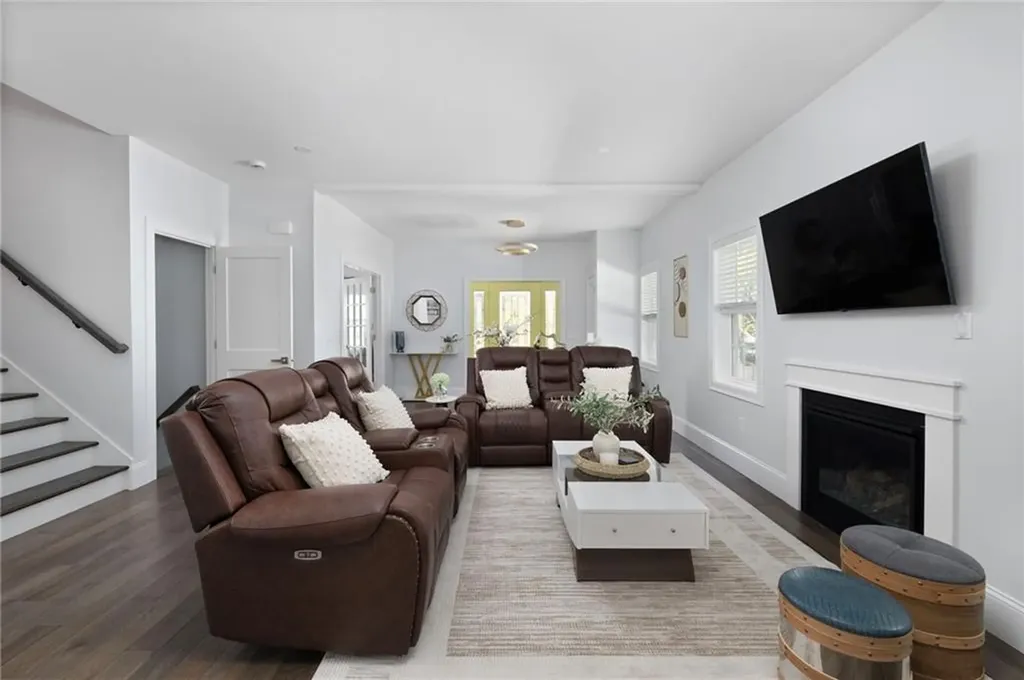 60 Harmony Street Cranston RI 02920