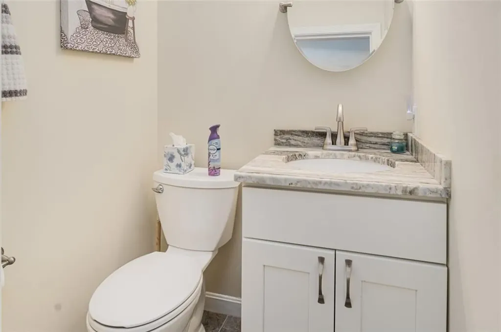 435 Scituate Avenue Cranston RI 02921