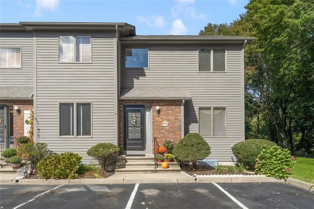 435 Scituate Avenue Cranston RI 02921