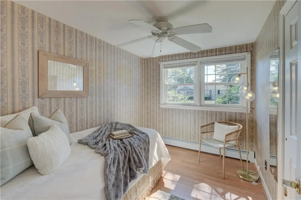 9 Sherwood Lane Barrington RI 02806
