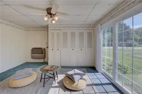 9 Sherwood Lane Barrington RI 02806