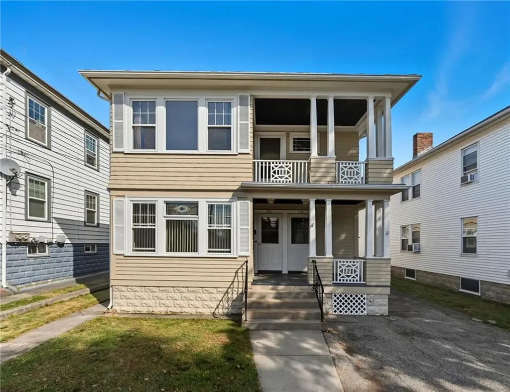 719 721 Academy Avenue Providence RI 02908