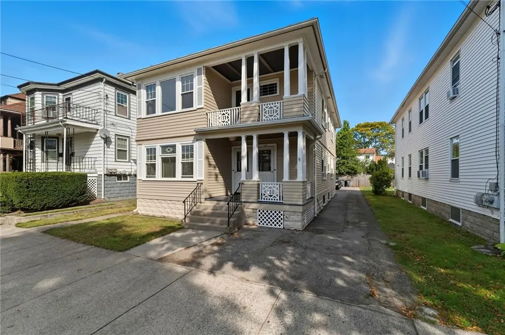719 721 Academy Avenue Providence RI 02908