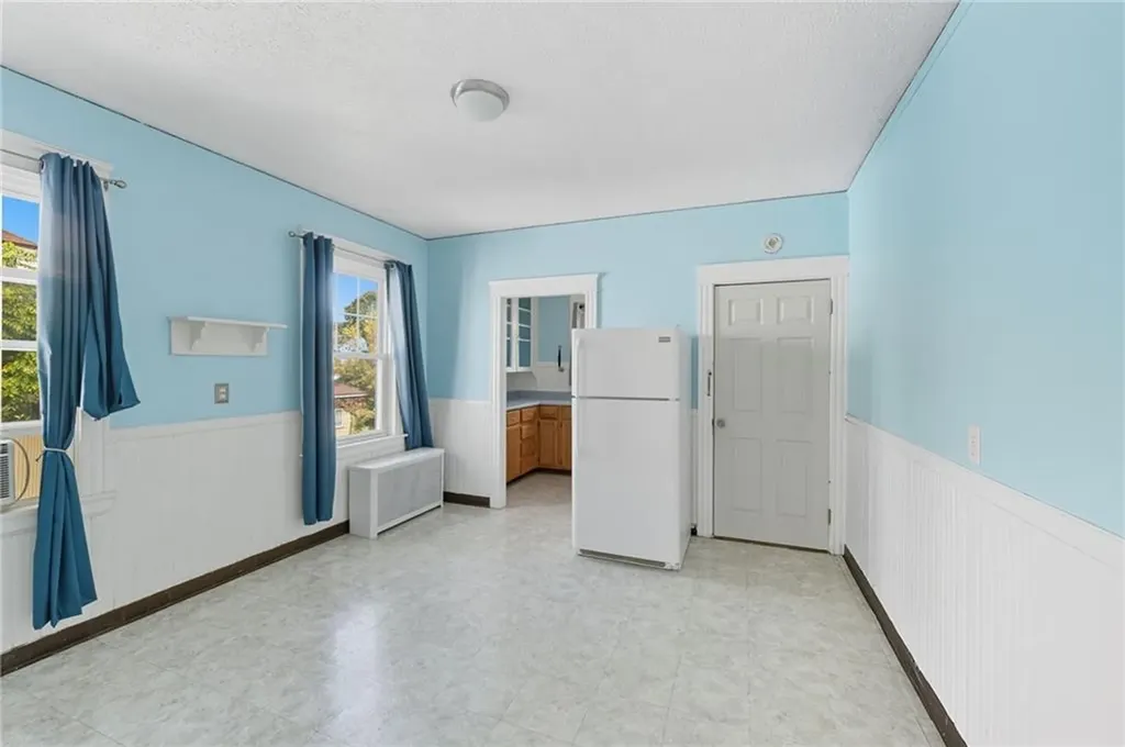 719 721 Academy Avenue Providence RI 02908