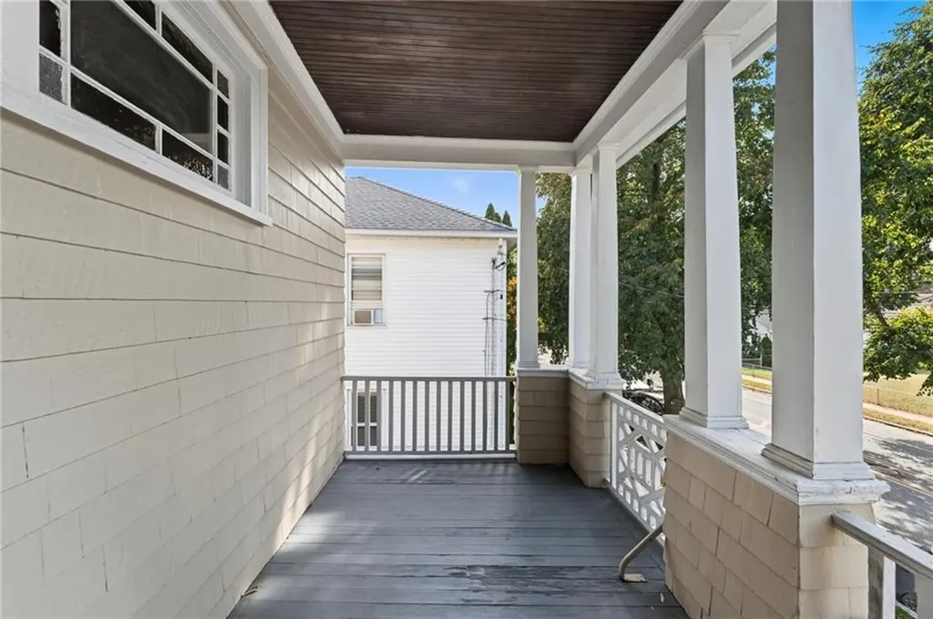 719 721 Academy Avenue Providence RI 02908