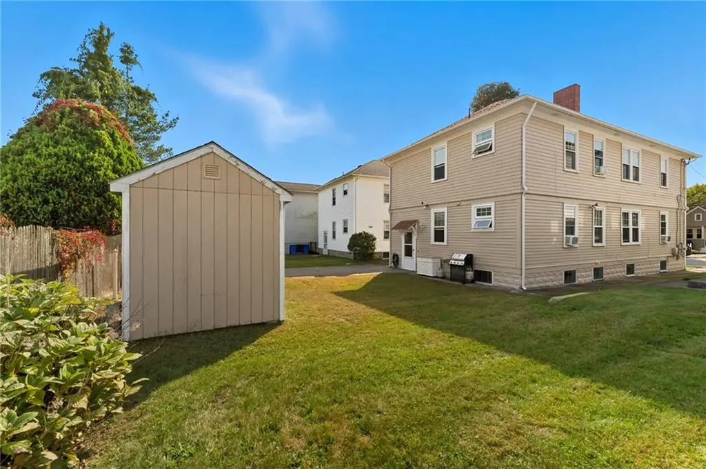 719 721 Academy Avenue Providence RI 02908