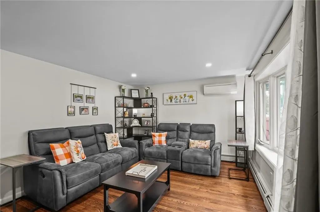 134 Lake Garden Drive Cranston RI 02920