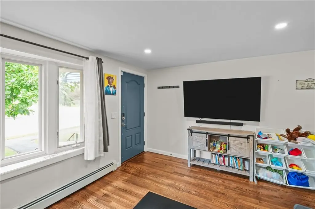 134 Lake Garden Drive Cranston RI 02920