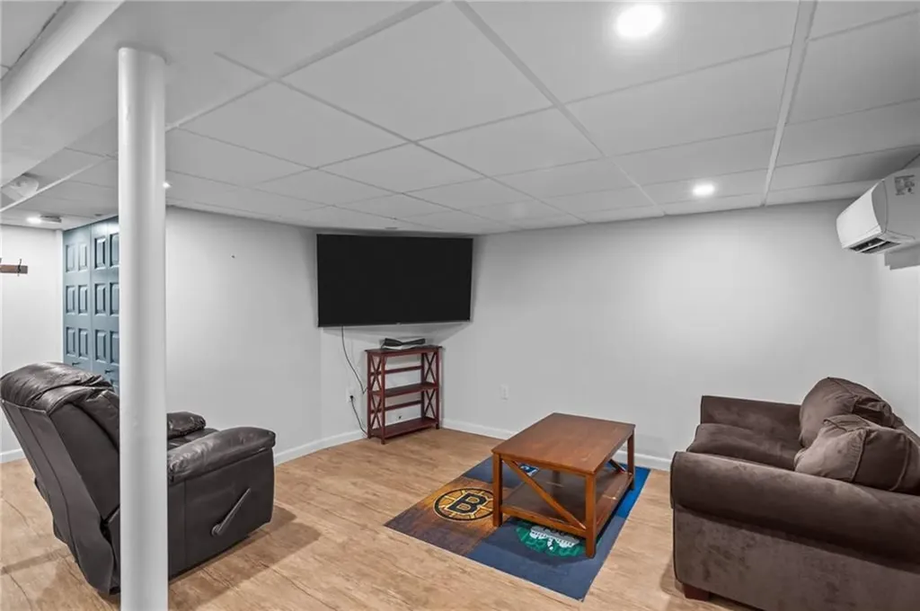 134 Lake Garden Drive Cranston RI 02920