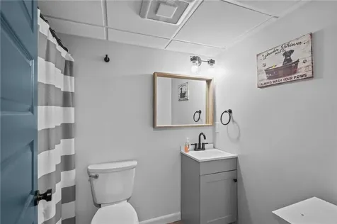 134 Lake Garden Drive Cranston RI 02920