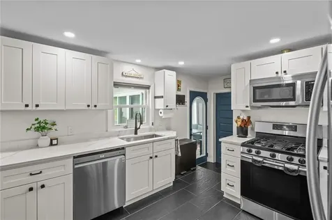 134 Lake Garden Drive Cranston RI 02920