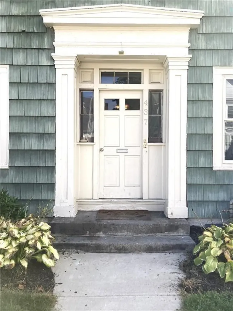 437 N Main Street Woonsocket RI 02895