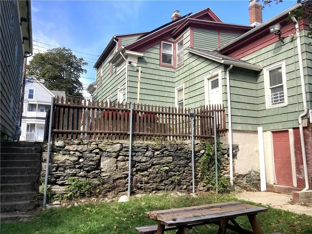 437 N Main Street Woonsocket RI 02895