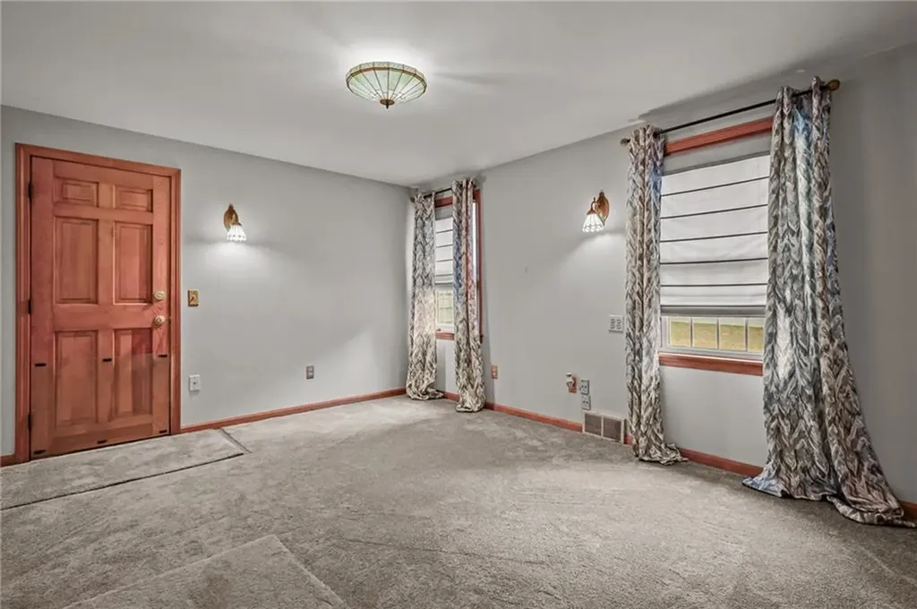 53 Charcalee Drive Cranston RI 02921