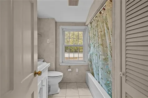 53 Charcalee Drive Cranston RI 02921