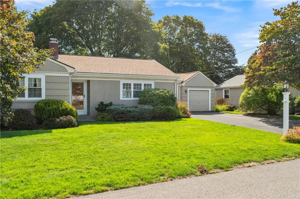 35 Greenfield Road Cumberland RI 02864