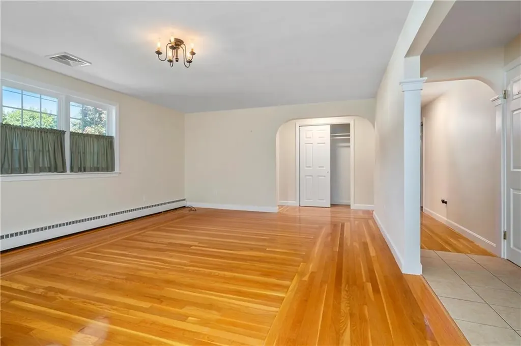 35 Greenfield Road Cumberland RI 02864