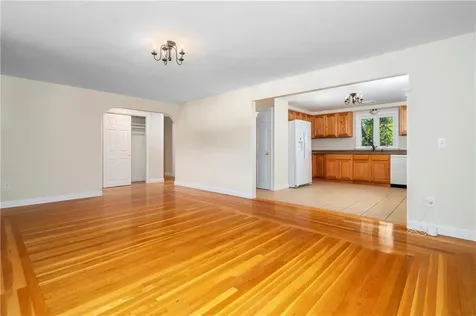 35 Greenfield Road Cumberland RI 02864