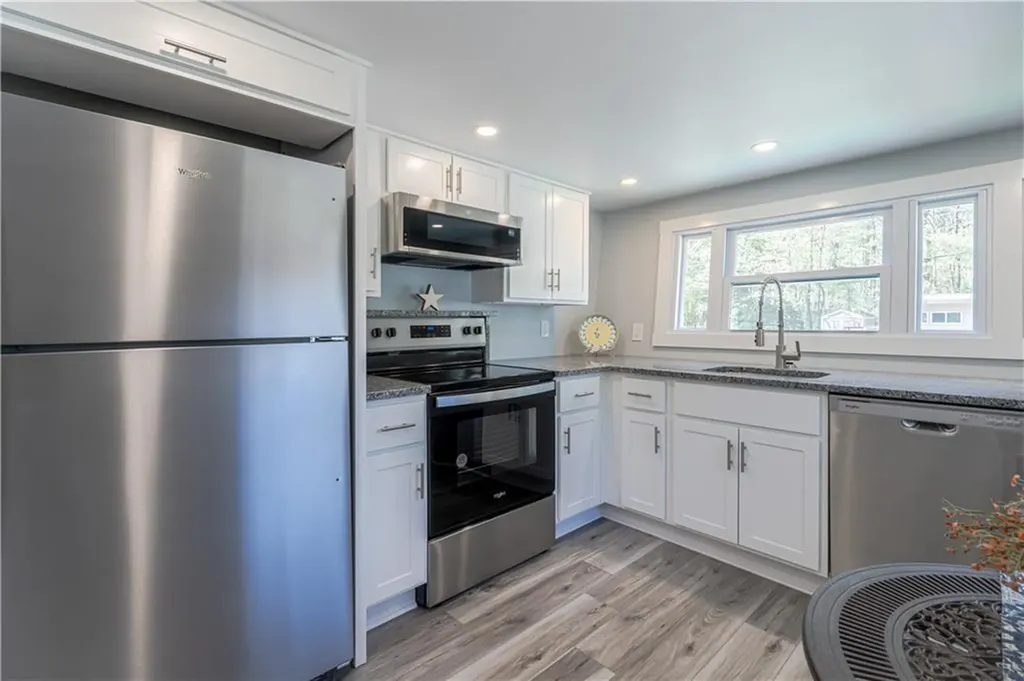 67 Linda Drive Coventry RI 02816