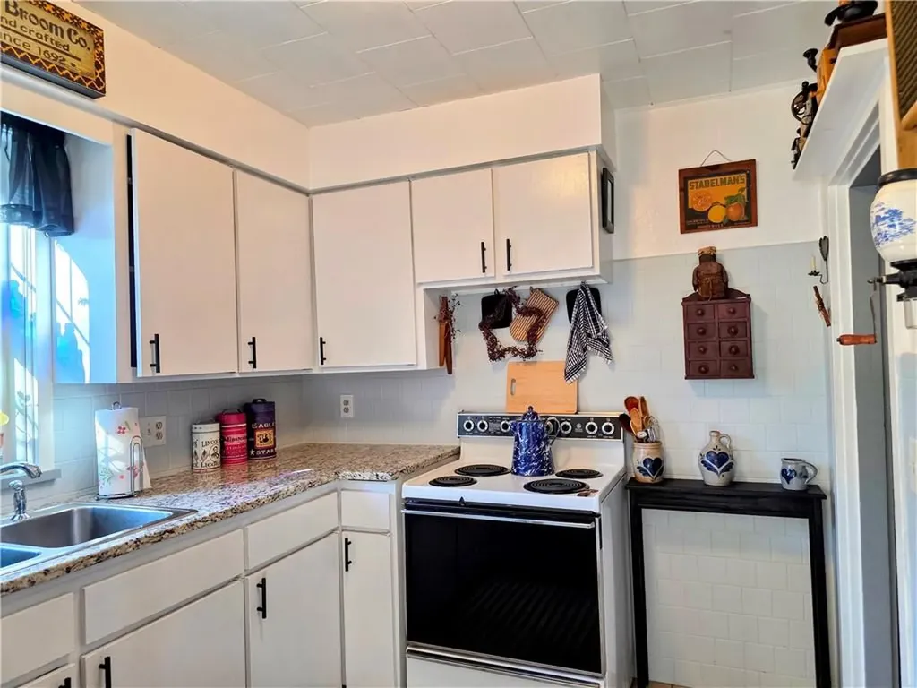 132 Prospect Hill Avenue West Warwick RI 02893