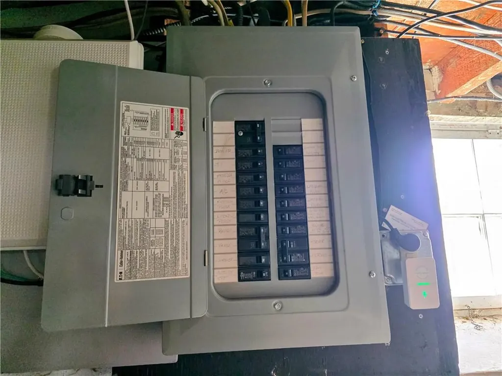 132 Prospect Hill Avenue West Warwick RI 02893