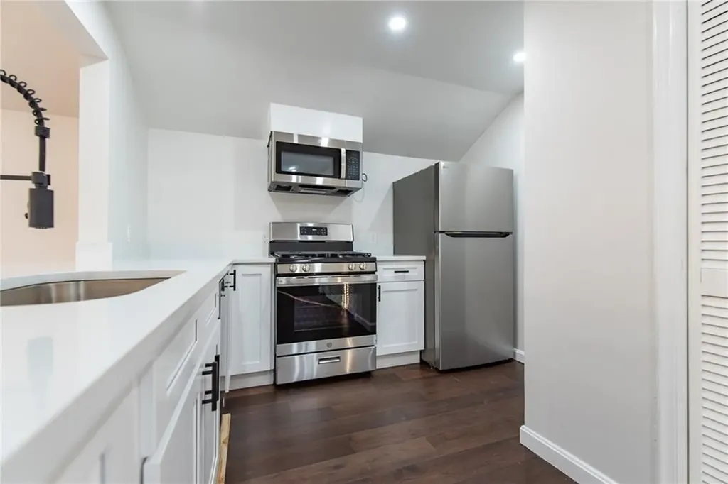 46 Hornbeam Drive Cranston RI 02921