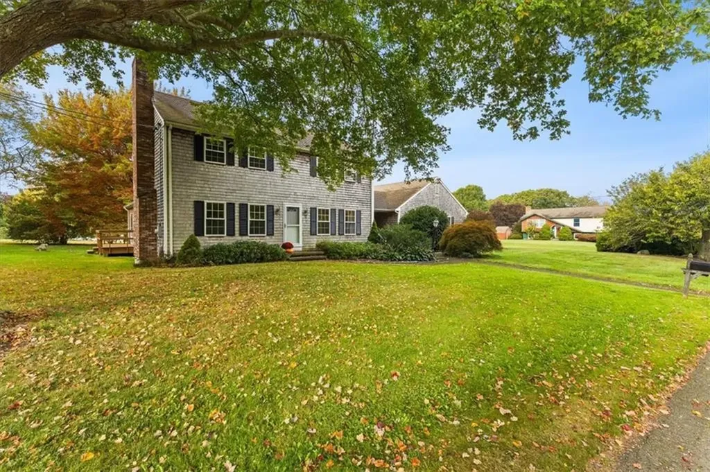 7 Gadsby Lane Tiverton RI 02878