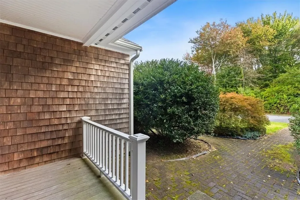 7 Gadsby Lane Tiverton RI 02878