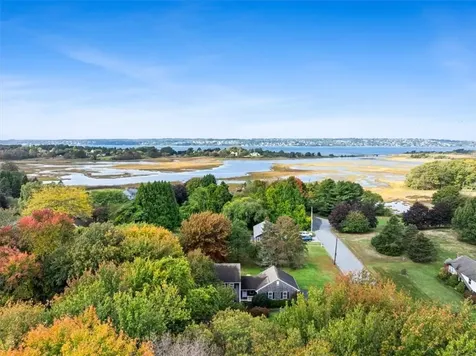 7 Gadsby Lane Tiverton RI 02878