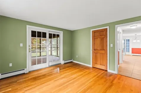 7 Gadsby Lane Tiverton RI 02878