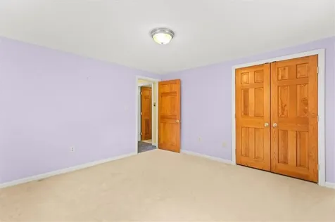 7 Gadsby Lane Tiverton RI 02878