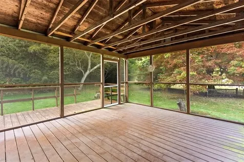 7 Gadsby Lane Tiverton RI 02878