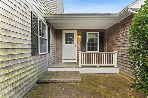 7 Gadsby Lane Tiverton RI 02878