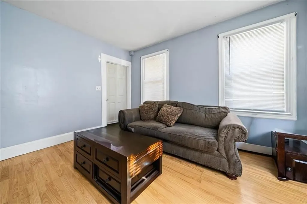 34 Metcalf Street Providence RI 02904