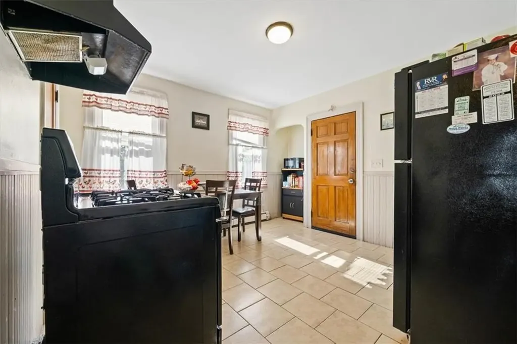 34 Metcalf Street Providence RI 02904
