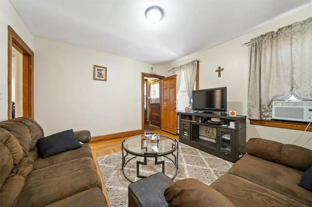 34 Metcalf Street Providence RI 02904