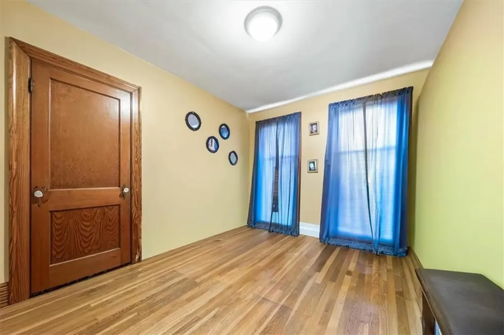 34 Metcalf Street Providence RI 02904